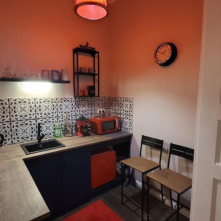 Glamour Apartman Gyula Exteriör bild