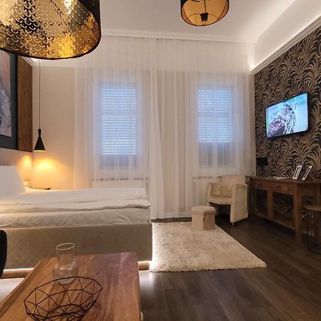 Glamour Apartman Gyula Exteriör bild