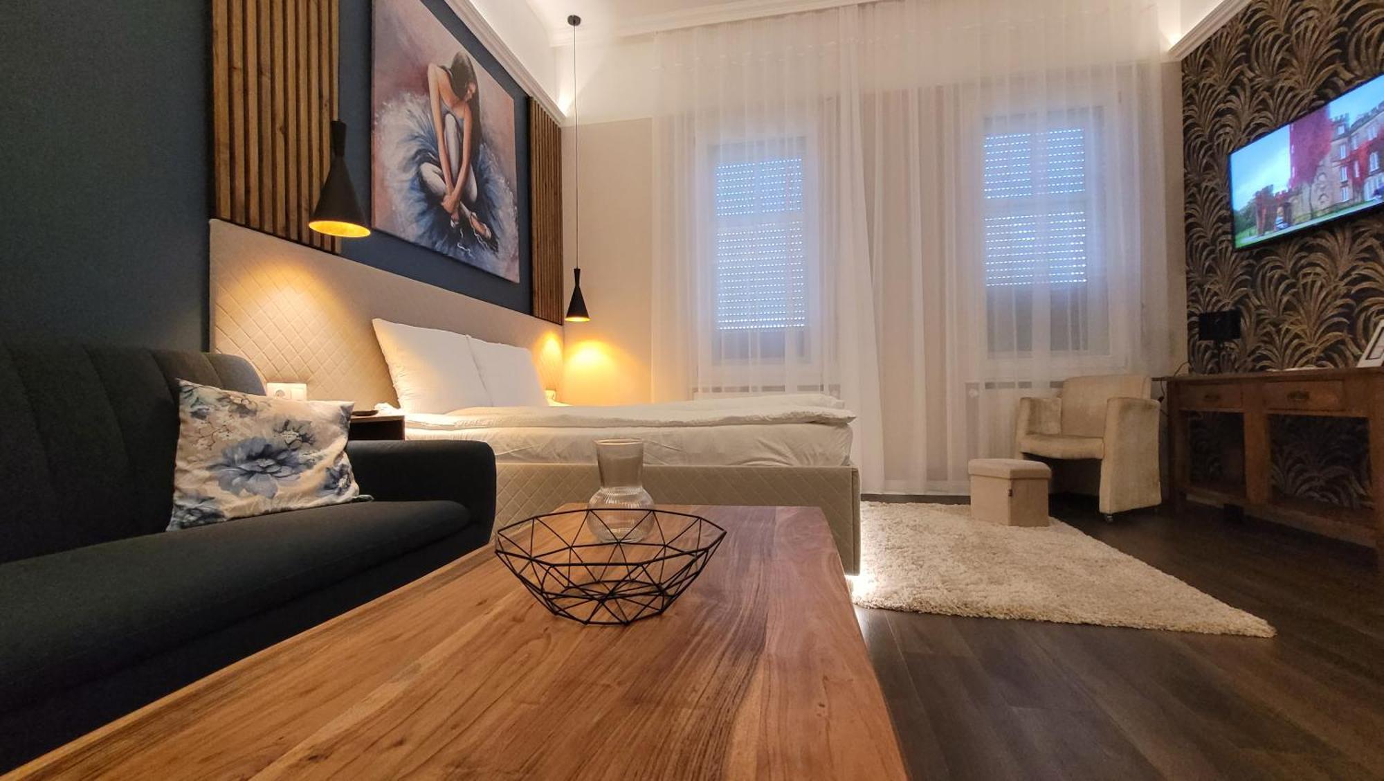 Glamour Apartman Gyula Exteriör bild